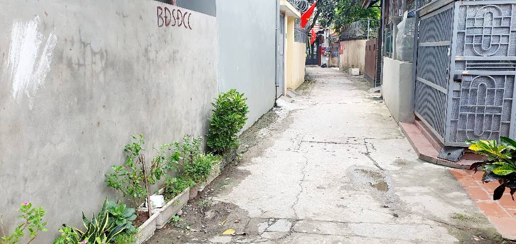 Bán nhà Định Công Hạ - diện tích 61,9m2 1 tầng - Ô TÔ ĐỖ CỬA - giá 11,2 tỷ