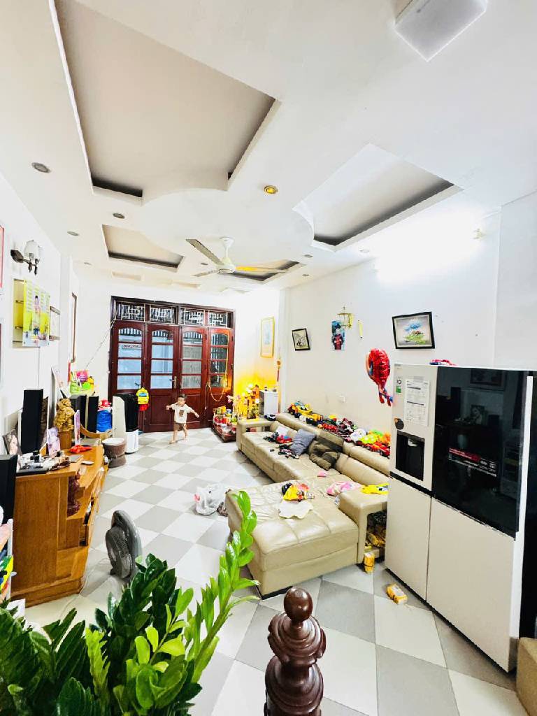 Bán nhà Kim Giang - diện tích 45m2 4 tầng - Ngõ nông - giá 12,5 tỷ