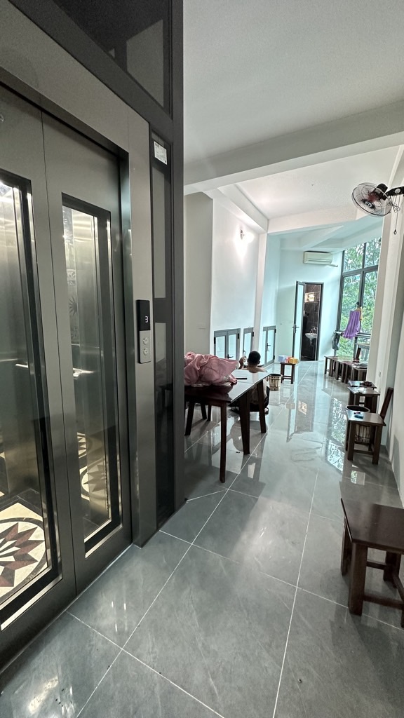 Bán nhà Tây Sơn - diện tích 27.3m2 6 tầng - 2 mặt tiền - giá 16 tỷ