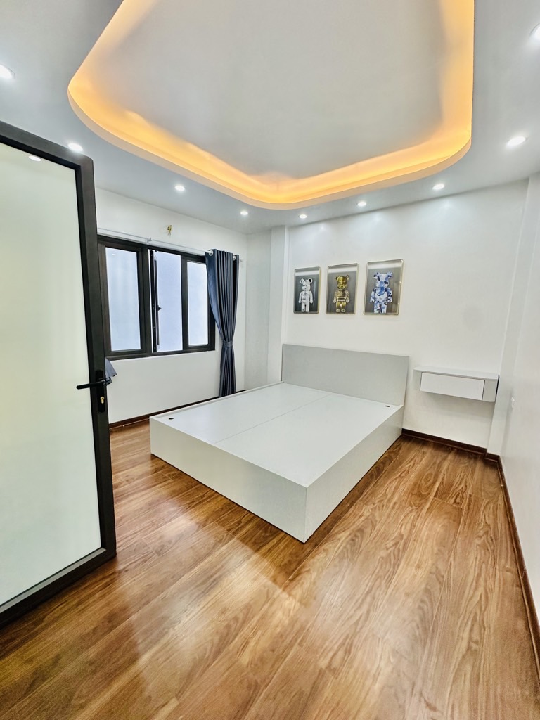 Bán nhà Ngõ Chợ Khâm Thiên - diện tích 29m2 5 tầng - Lô Góc, Nhà Xây Mới - giá 7 tỷ