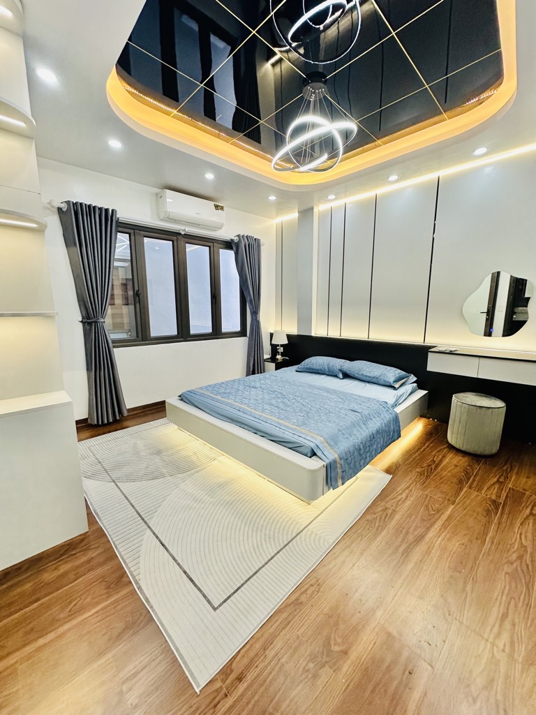 Bán nhà Ngõ Chợ Khâm Thiên - diện tích 29m2 5 tầng - Lô Góc, Nhà Xây Mới - giá 7 tỷ