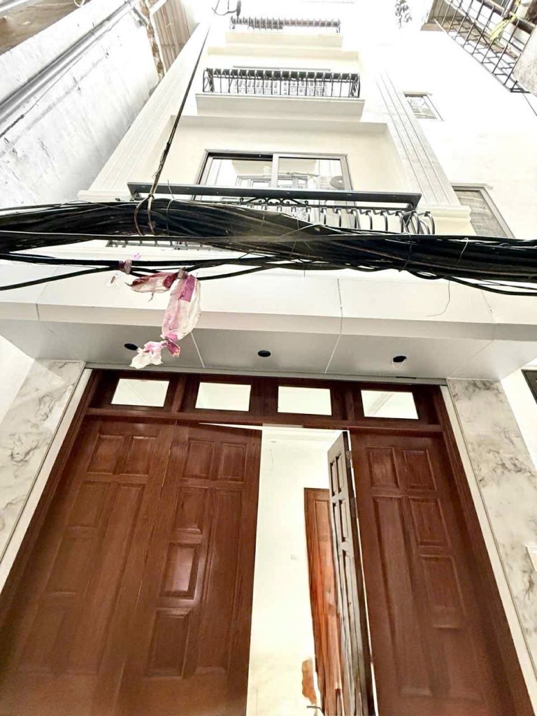 Bán nhà Khâm Thiên - 32m2 5 tầng - Nhà xây mới hai mặt ngõ thoáng - giá 8.6 tỷ