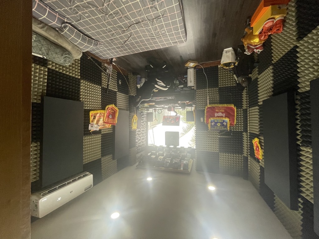 Bán nhà Bạch Đằng - diện tích 80m2 4 tầng - Mặt phố - ô tô tránh - giá 5,6 tỷ