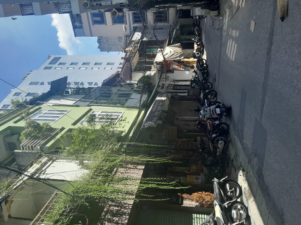 Bán nhà Ngõ Yên Thế - diện tích 41.2m2 2 tầng - Nhà cũ xác định bán đất - giá 13,6 tỷ