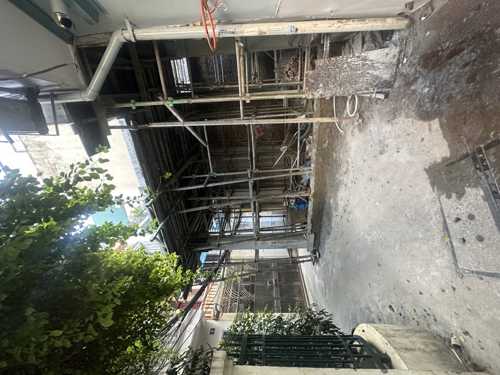 Bán nhà Quốc Tử Giám - diện tích 41m2 5 tầng - THANG MÁY XỊN - giá 15 tỷ