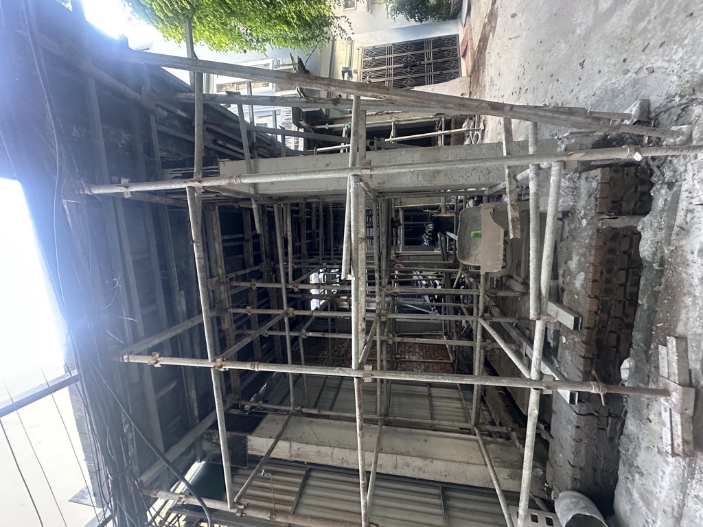 Bán nhà Quốc Tử Giám - diện tích 41m2 5 tầng - THANG MÁY XỊN - giá 15 tỷ