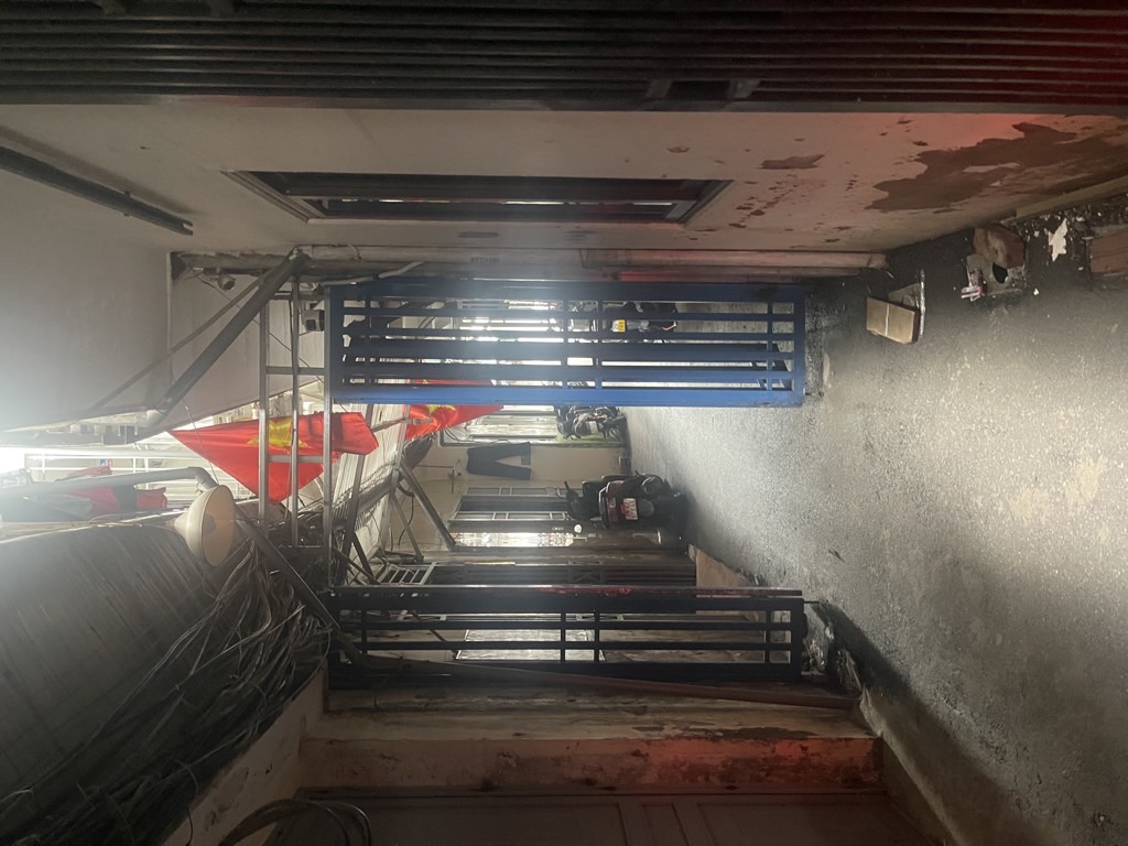 Bán nhà Nguyễn Xiển - diện tích 28,6m2 3 tầng - Cực hiếm - giá 1,55 tỷ