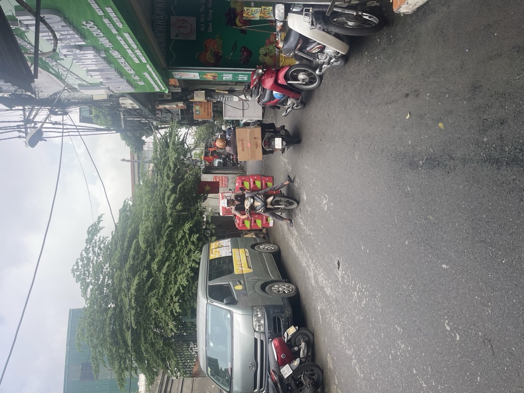 Bán nhà Nguyễn Xiển - diện tích 28,6m2 3 tầng - Cực hiếm - giá 1,55 tỷ