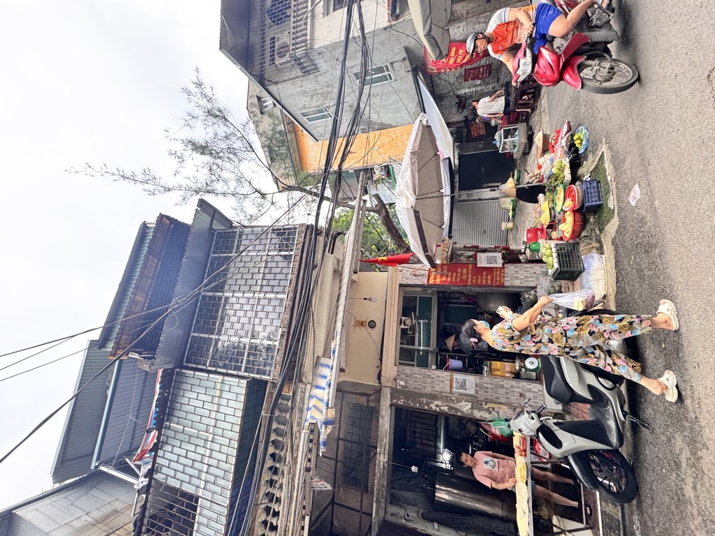 Bán nhà Hồ Đắc Di - diện tích 20m2 3 tầng - Căn góc, mặt ngõ kinh doanh sầm uất - giá 2,5 tỷ