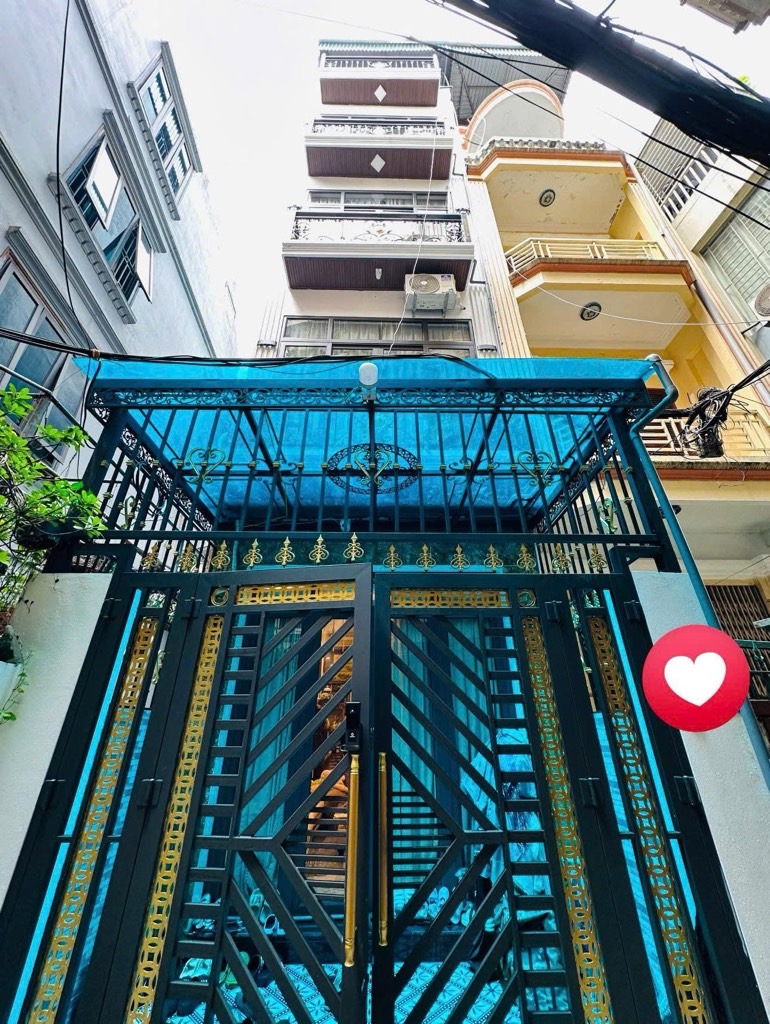 Bán nhà Thịnh Quang - diện tích 46m2 5 tầng - Ô TÔ ĐỖ CỬA - giá 14,8 tỷ