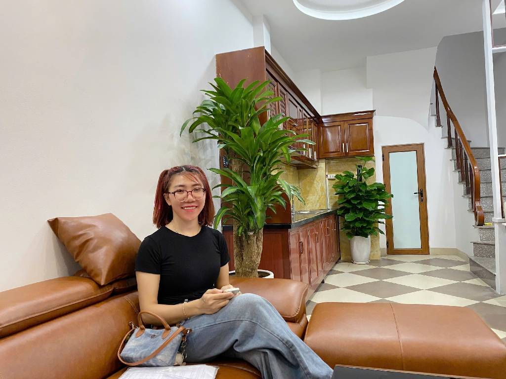 Bán nhà ngõ Văn Chương - diện tích 32,5m2 5 tầng - Mặt ngõ thẳng tắp, gần hồ Văn Chương - giá 8,8 tỷ