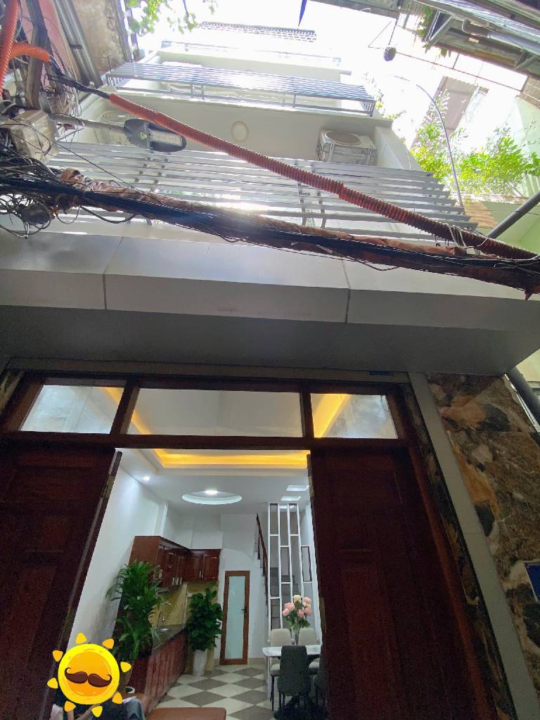 Bán nhà ngõ Văn Chương - diện tích 32,5m2 5 tầng - Mặt ngõ thẳng tắp, gần hồ Văn Chương - giá 8,8 tỷ