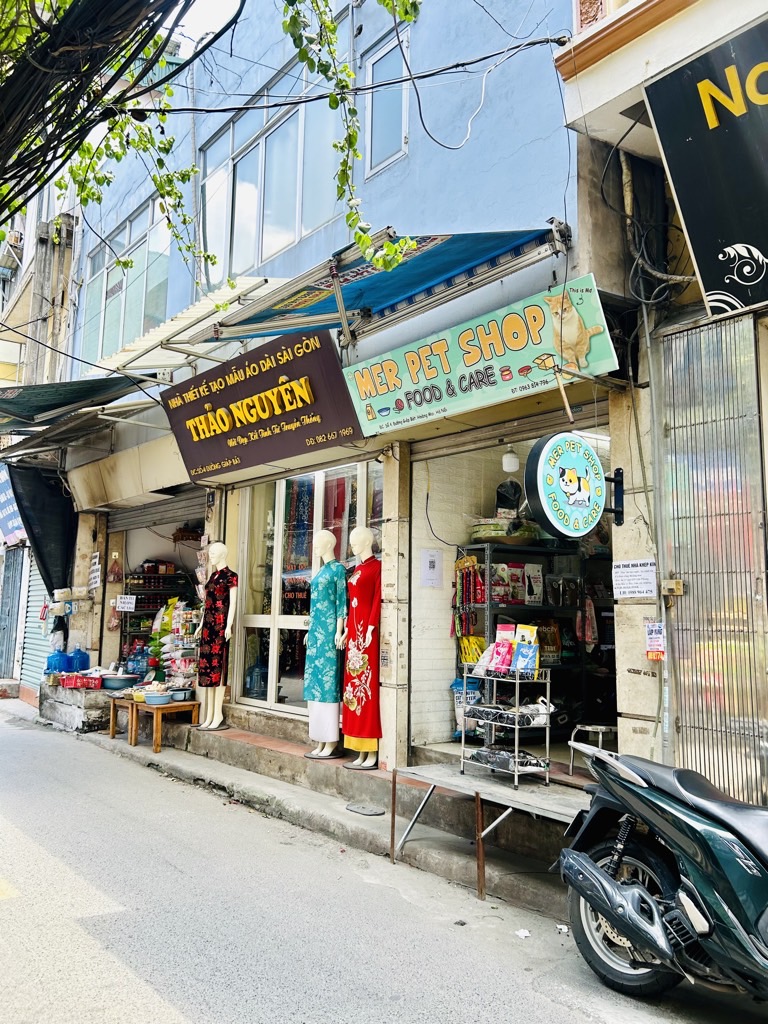 Bán nhà Giáp Bát - diện tích 54m2 2 tầng - Ô TÔ - giá 13,5 tỷ