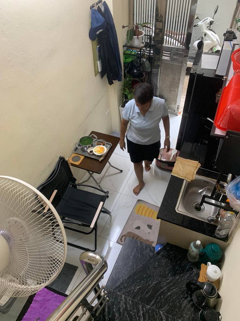 Bán nhà Quốc Tử Giám - diện tích 8m2 5 tầng - Cực hiếm - giá 4,4 tỷ