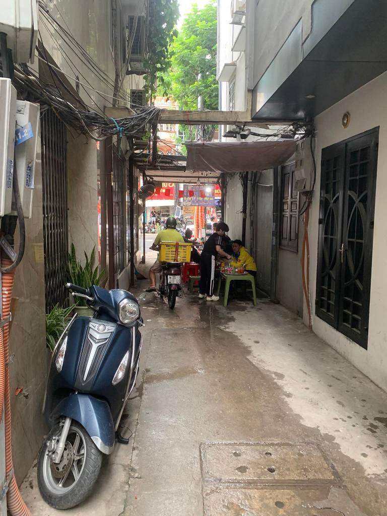 Bán nhà Quốc Tử Giám - diện tích 8m2 5 tầng - Cực hiếm - giá 4,4 tỷ