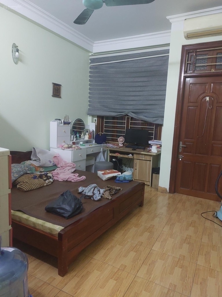 Bán nhà KIM GIANG - diện tích 50m2 3 tầng - ô tô tránh - giá 11,7 tỷ