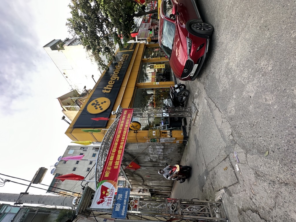 Bán nhà KIM GIANG - diện tích 50m2 3 tầng - ô tô tránh - giá 11,7 tỷ