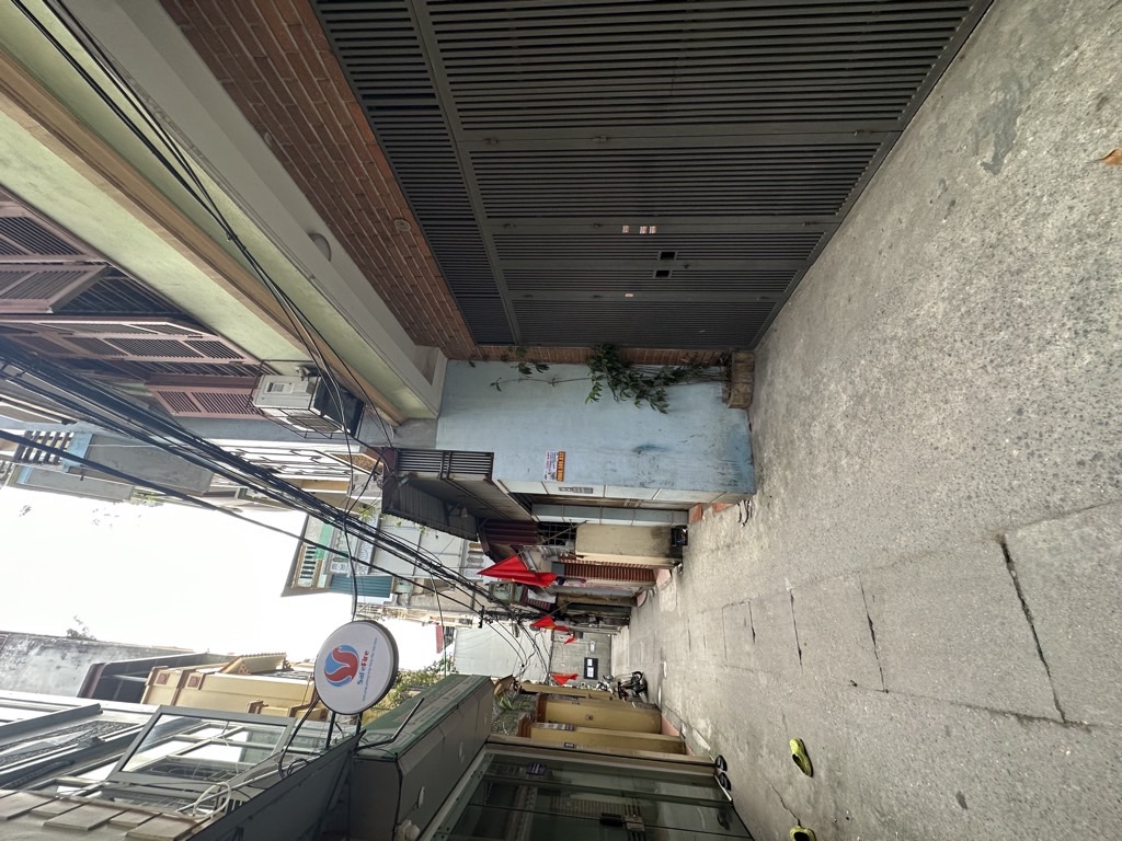 Bán nhà KIM GIANG - diện tích 50m2 3 tầng - ô tô tránh - giá 11,7 tỷ