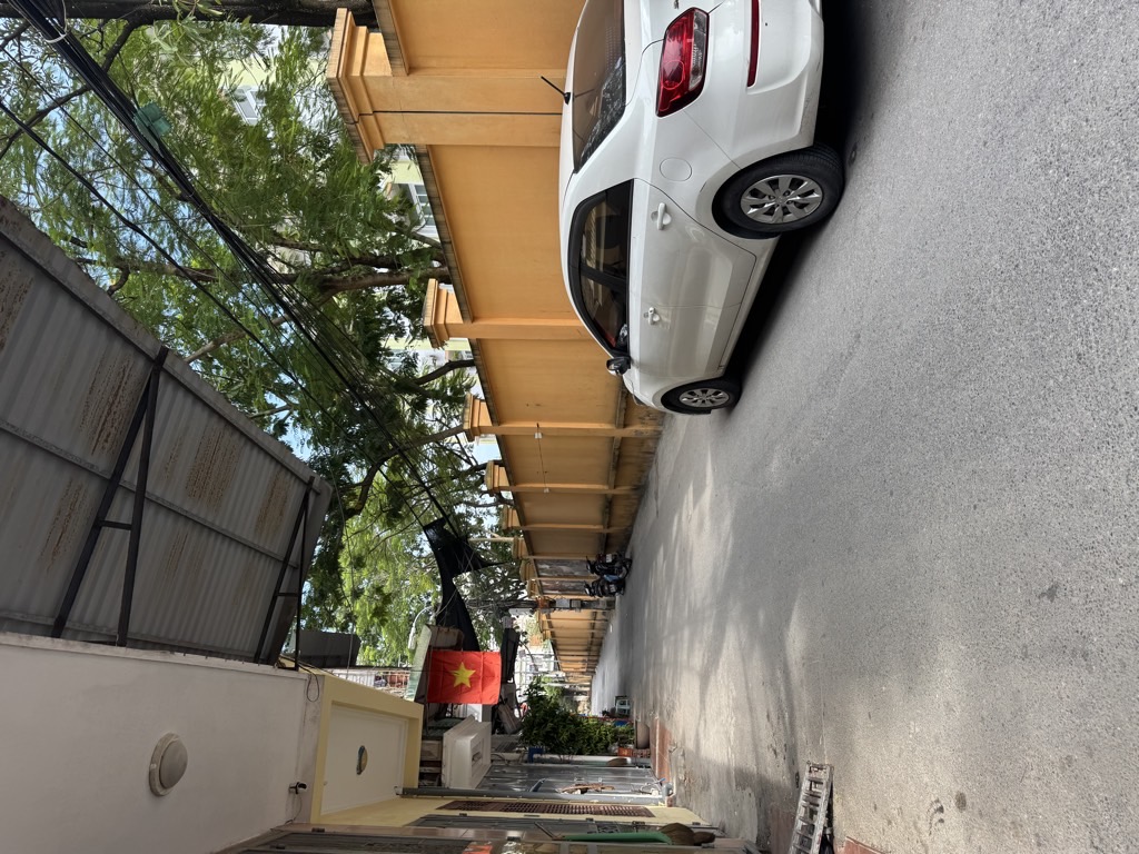 Bán nhà Đông Thiên - diện tích 60m2 1 tầng - ô tô đỗ cổng - giá 8,9 tỷ