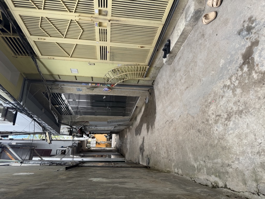 Bán nhà Đông Thiên - diện tích 60m2 1 tầng - ô tô đỗ cổng - giá 8,9 tỷ