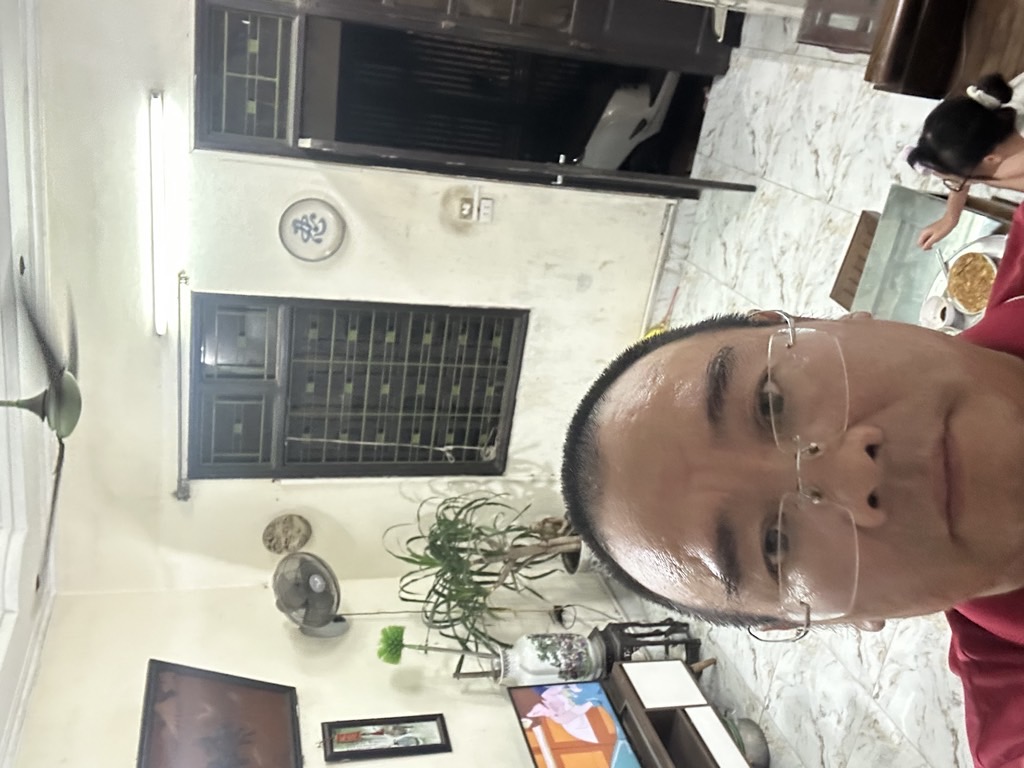 Bán nhà Trần Khát Chân - diện tích 40m2 4 tầng - Nhà riêng, gần công viên - giá 15,4 tỷ