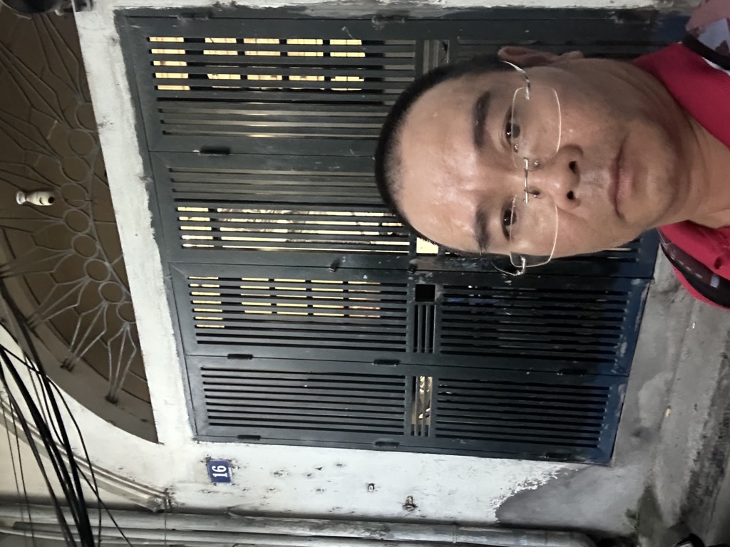 Bán nhà Trần Khát Chân - diện tích 40m2 4 tầng - Nhà riêng, gần công viên - giá 15,4 tỷ