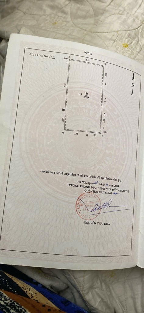 Bán nhà Trần Khát Chân - diện tích 40m2 4 tầng - Nhà riêng, gần công viên - giá 15,4 tỷ