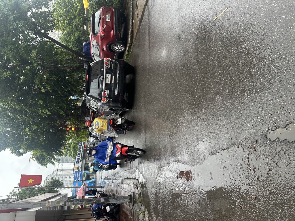 Bán nhà Đặng Xuân Bảng - diện tích 40.3m2 6 tầng - Lô góc - giá 12,2 tỷ