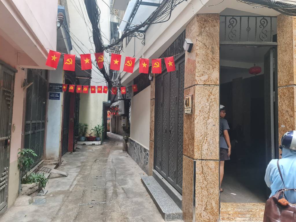 Bán nhà Quan Nhân - diện tích 56,3m2 6 tầng - Ngõ siêu nông - giá 10,6 tỷ