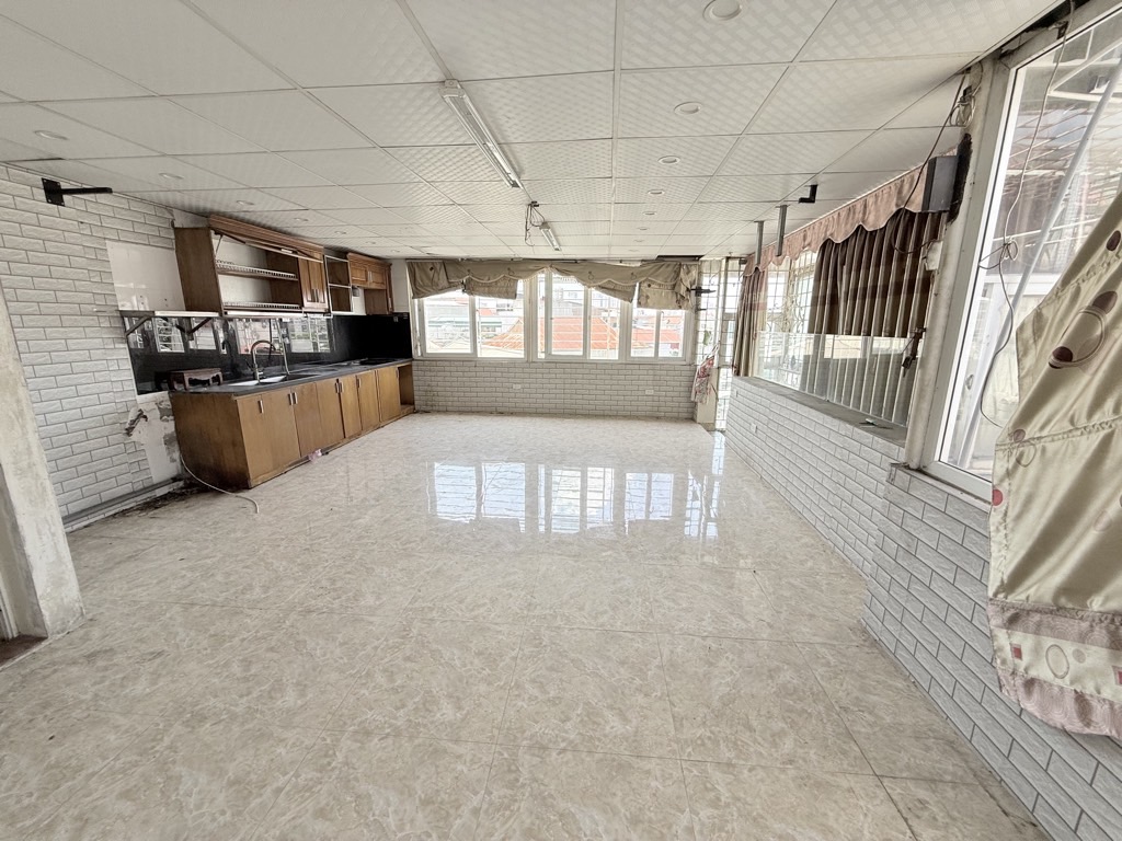 Bán nhà Lạc Hồng - diện tích 50.7m2 5 tầng - LÔ GÓC - Ô TÔ ĐỖ TRÁNH - giá 14,5 tỷ