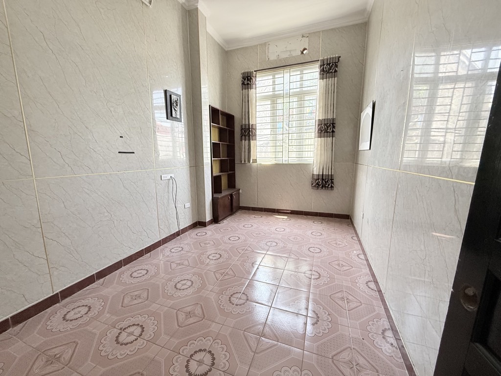 Bán nhà Lạc Hồng - diện tích 50.7m2 5 tầng - LÔ GÓC - Ô TÔ ĐỖ TRÁNH - giá 14,5 tỷ