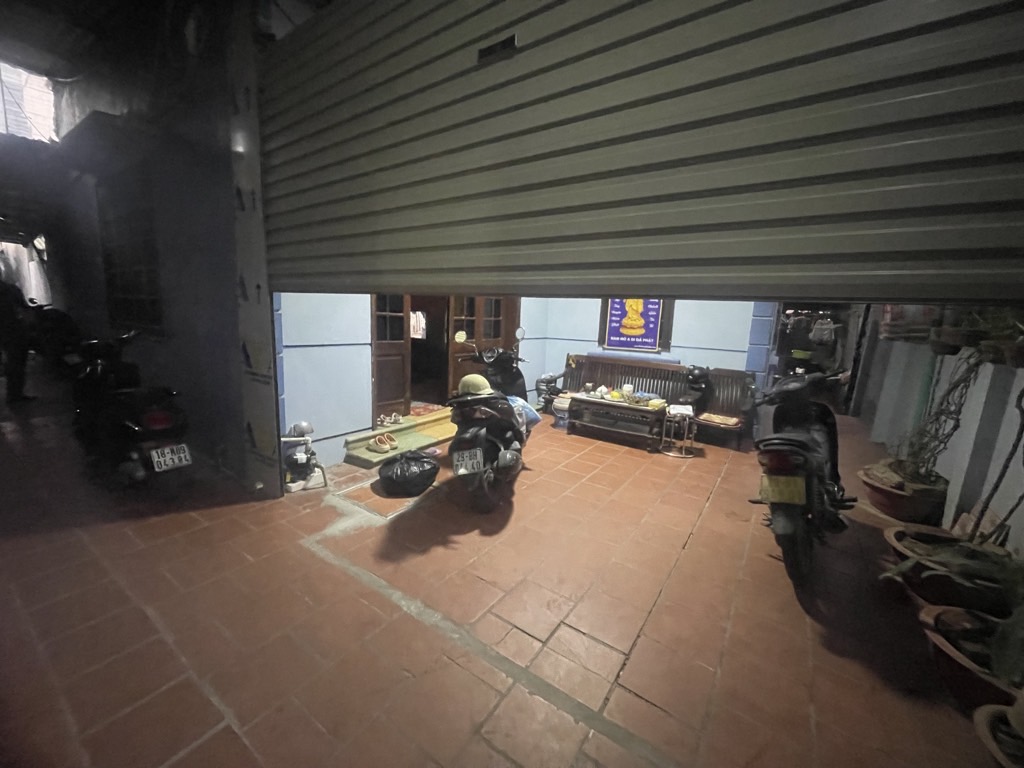 Bán nhà Thịnh Liệt - diện tích 62m2 1 tầng - Ngõ 42 rộng rãi - giá 12 tỷ