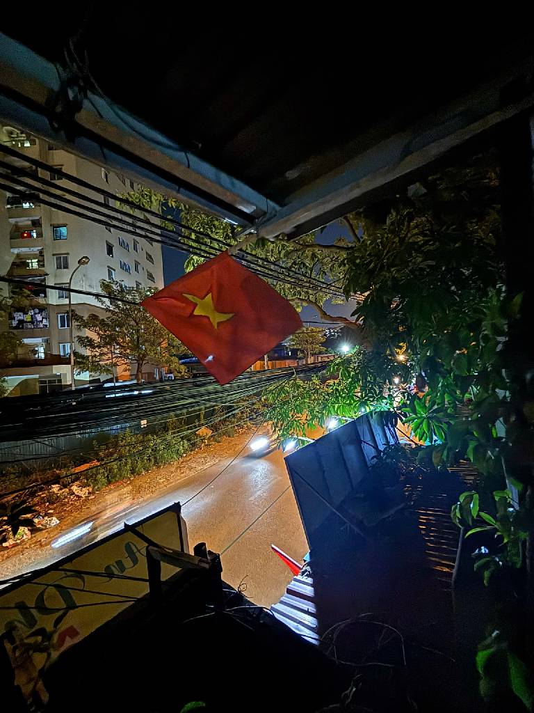 Bán nhà Lĩnh Nam - diện tích 64m2 2 tầng - mặt phố kinh doanh - giá 20,5 tỷ