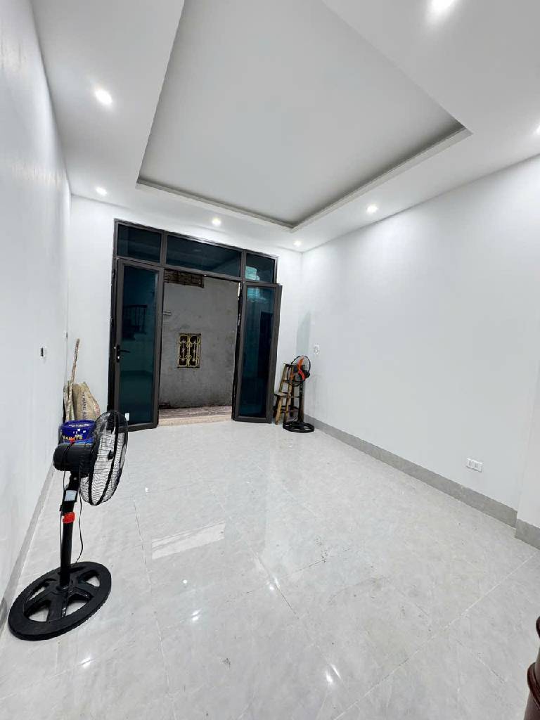Bán nhà Bạch Mai - 24m2 5 tầng - mặt tiền 3.7m - lô góc thoáng sáng - giá 7,3 tỷ