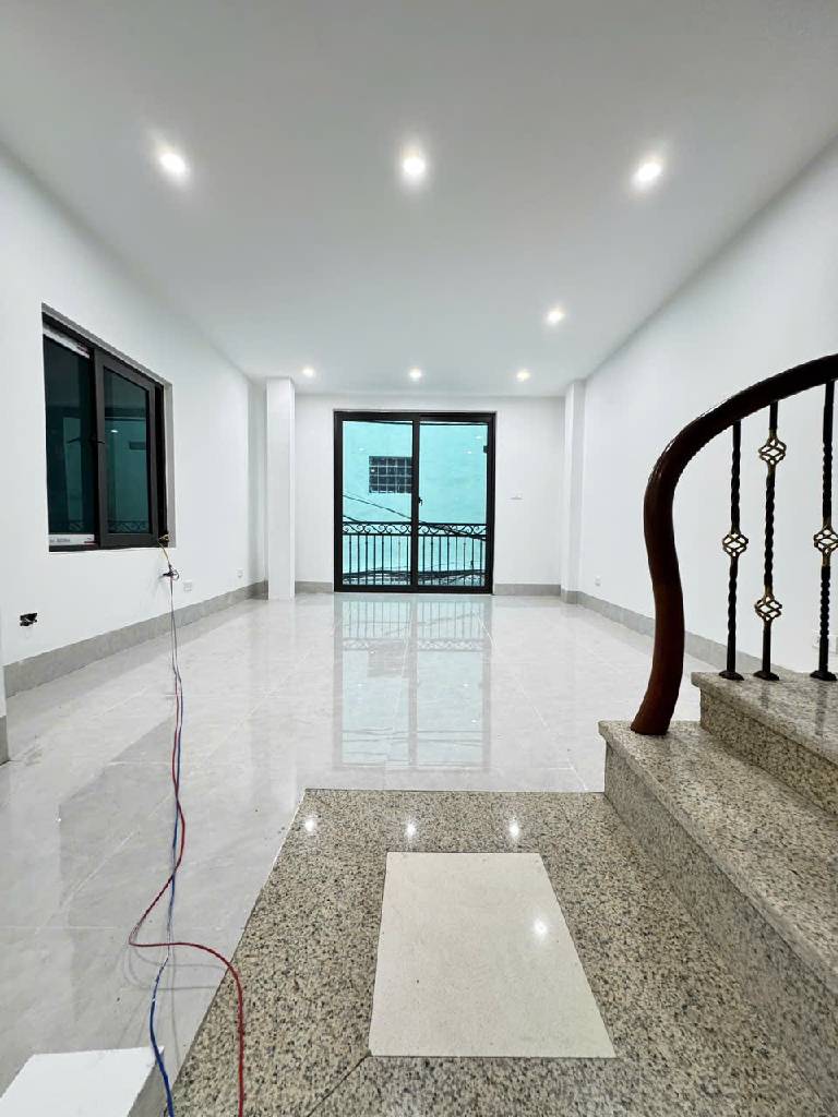 Bán nhà Bạch Mai - 24m2 5 tầng - mặt tiền 3.7m - lô góc thoáng sáng - giá 7,3 tỷ