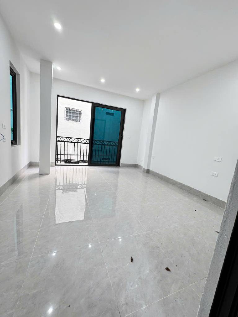 Bán nhà Bạch Mai - 24m2 5 tầng - mặt tiền 3.7m - lô góc thoáng sáng - giá 7,3 tỷ
