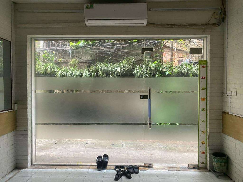 Bán nhà Minh Khai - diện tích 70.3m2 4 tầng - ô tô ra vào thuận tiện - giá 21,5 tỷ