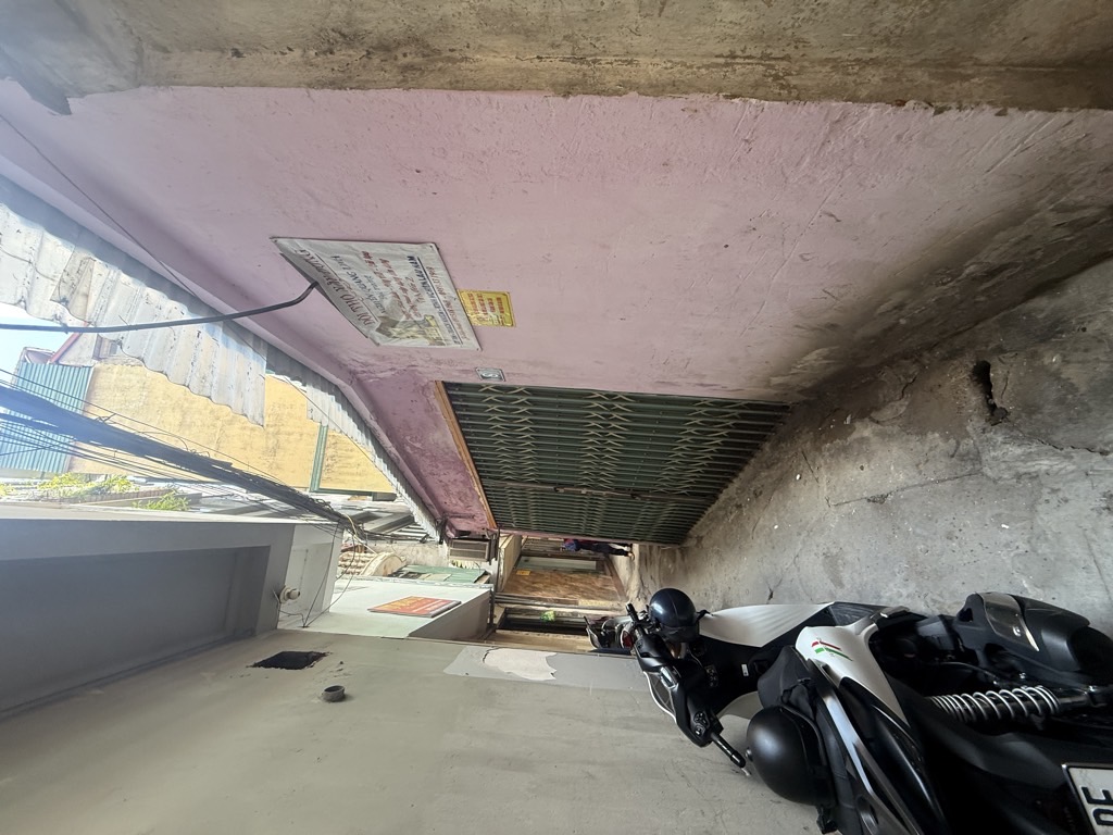 Bán nhà Thanh Nhàn - diện tích 19m2 1 tầng - Mặt ngõ thông tung tóe - giá 2 tỷ