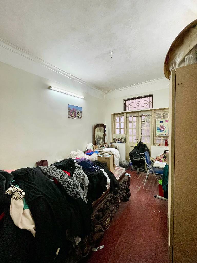 Bán nhà Quan Nhân - diện tích 76m2 3 tầng - Ngõ nông trước nhà rộng thoáng - giá 13,2 tỷ