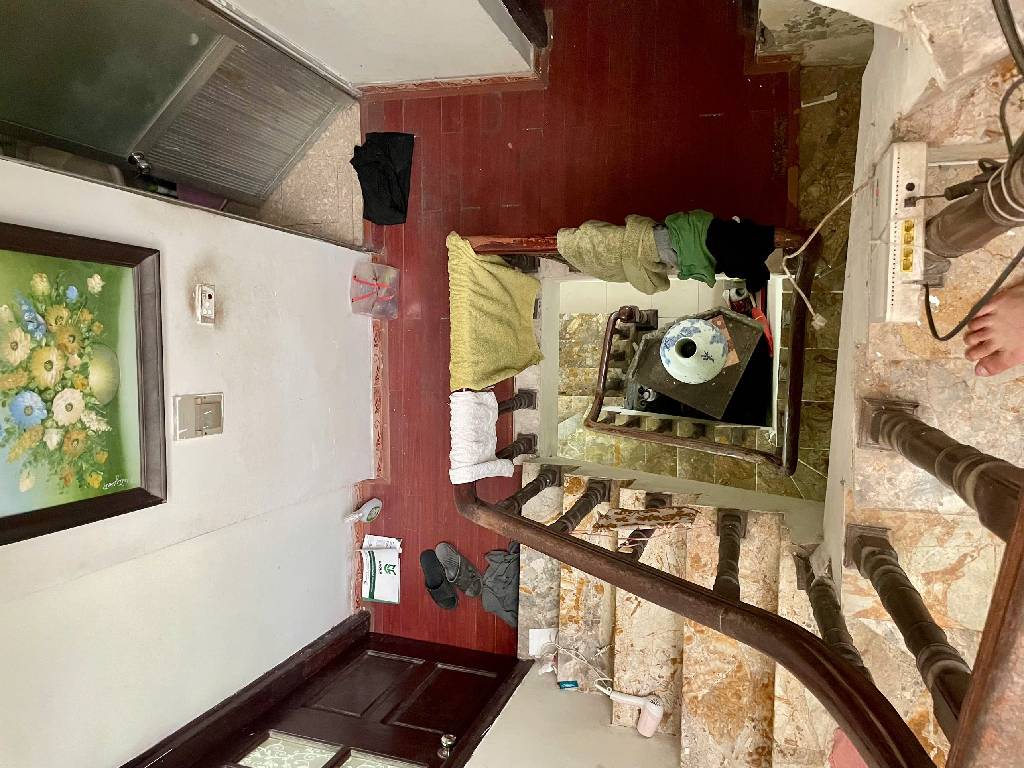 Bán nhà Quan Nhân - diện tích 76m2 3 tầng - Ngõ nông trước nhà rộng thoáng - giá 13,2 tỷ