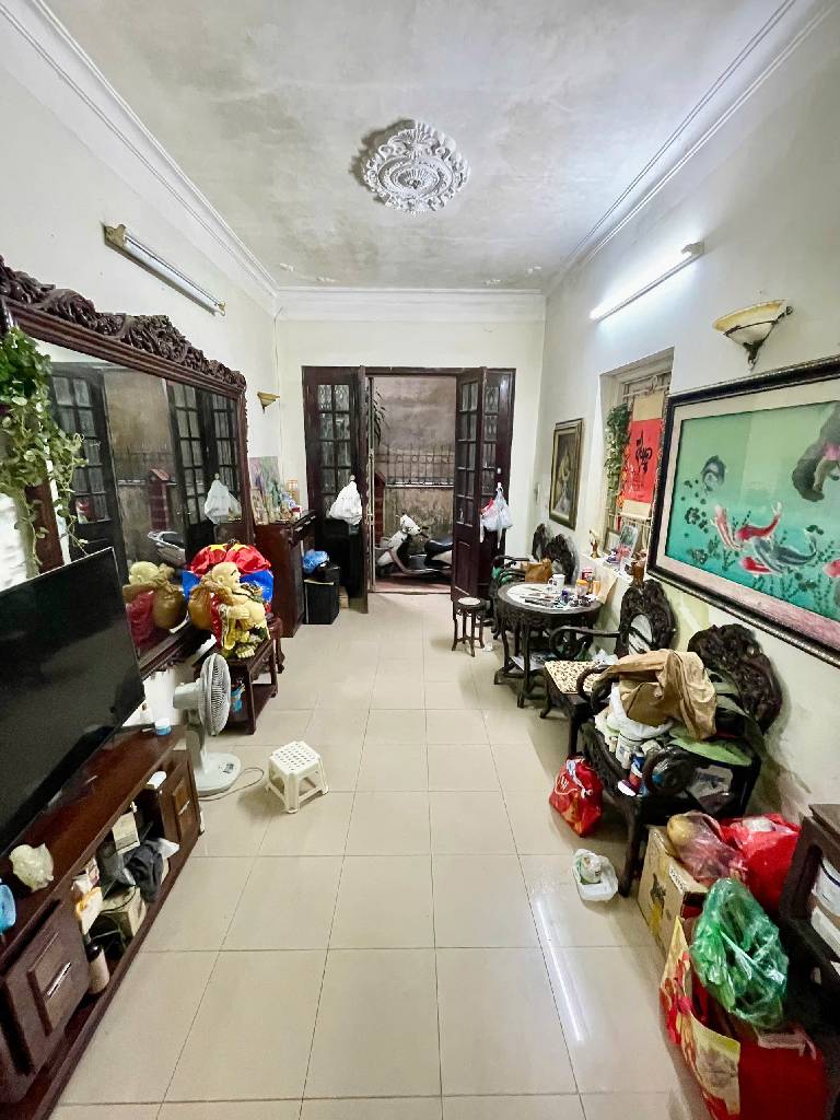 Bán nhà Quan Nhân - diện tích 76m2 3 tầng - Ngõ nông trước nhà rộng thoáng - giá 13,2 tỷ