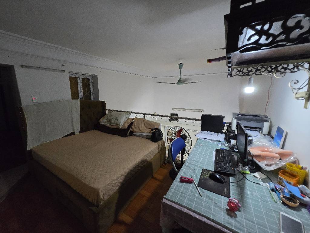 Bán nhà Đê Trần Khát Chân - diện tích 80m2 2 tầng - Đất đẹp tặng nhà 2.5 tầng - giá 14,49 tỷ