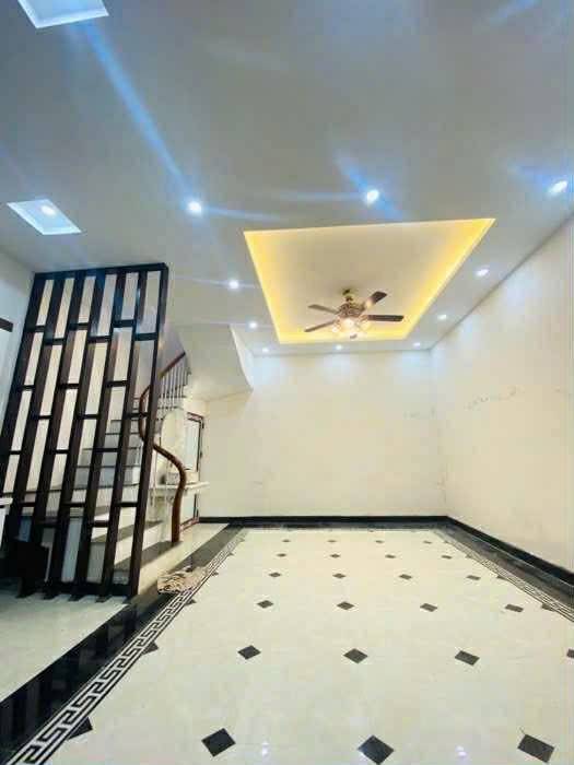 Bán nhà Phố chợ Khâm Thiên - diện tích 35m2 4 tầng - LÔ GÓC - DÂN XÂY - TẦM TIỀN BAY NHANH - giá 7,9 tỷ