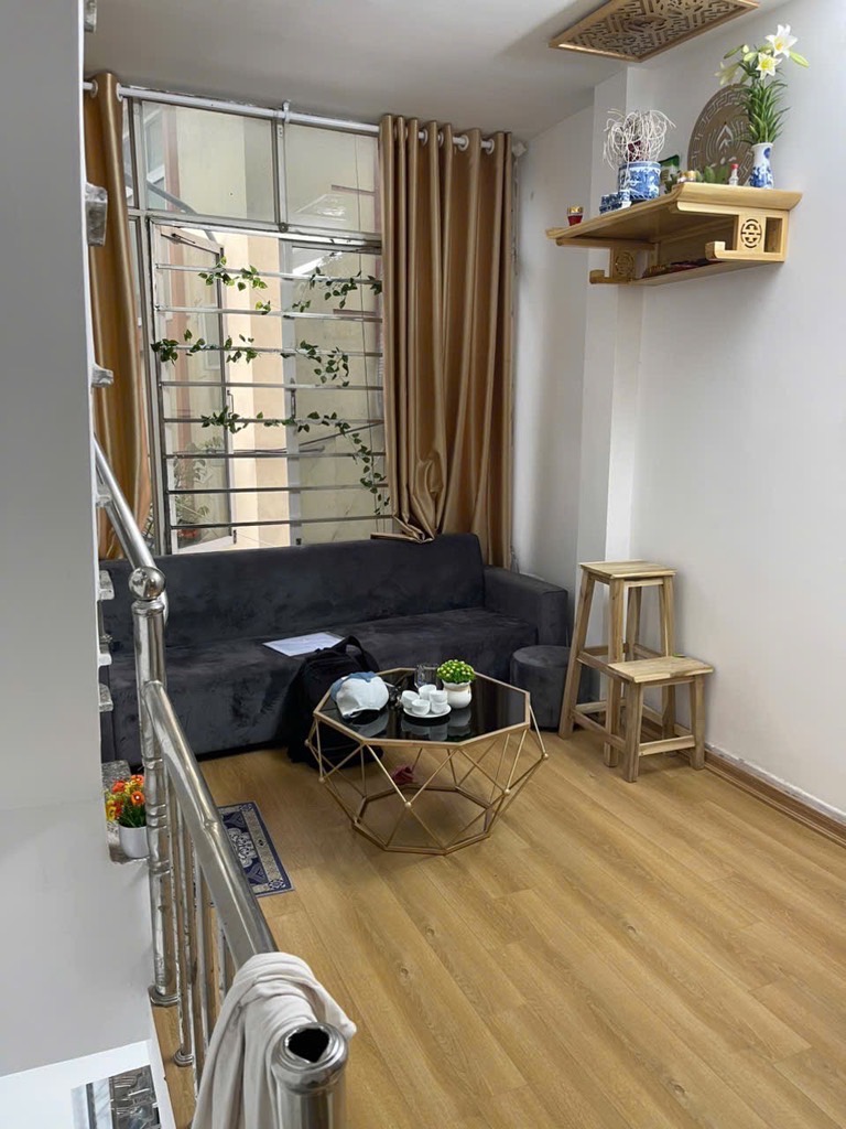 Bán nhà Giải Phóng - diện tích 31m2 3 tầng - HÀNG HIẾM - BAY NHANH - giá 7,5 tỷ