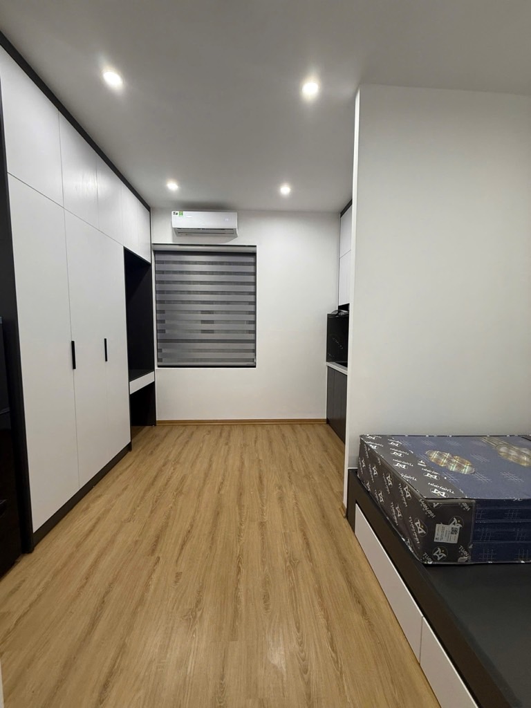 Bán nhà Đê La Thành - diện tích 57m2 6 tầng - Căn hộ dịch vụ thang máy - giá 12,9 tỷ