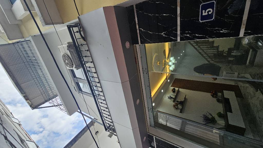 Bán nhà Vĩnh Hưng - diện tích 33.2m2 3 tầng - Căn góc, ô tô tránh - giá 4,5 tỷ