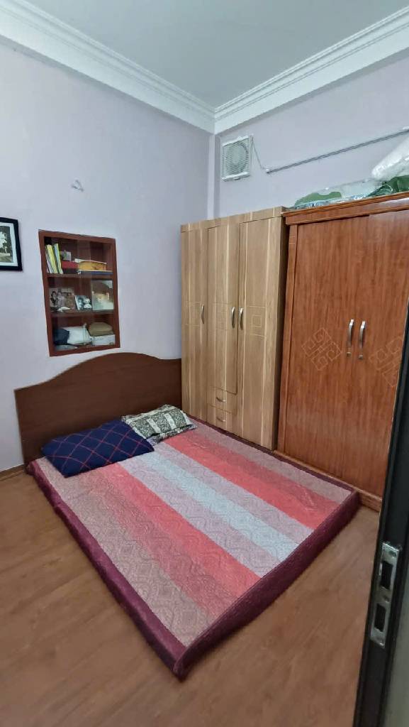 Bán nhà Ngõ Văn Hương - diện tích 34.1m2 4 tầng - Nhà đẹp hiếm có - giá 6,8 tỷ