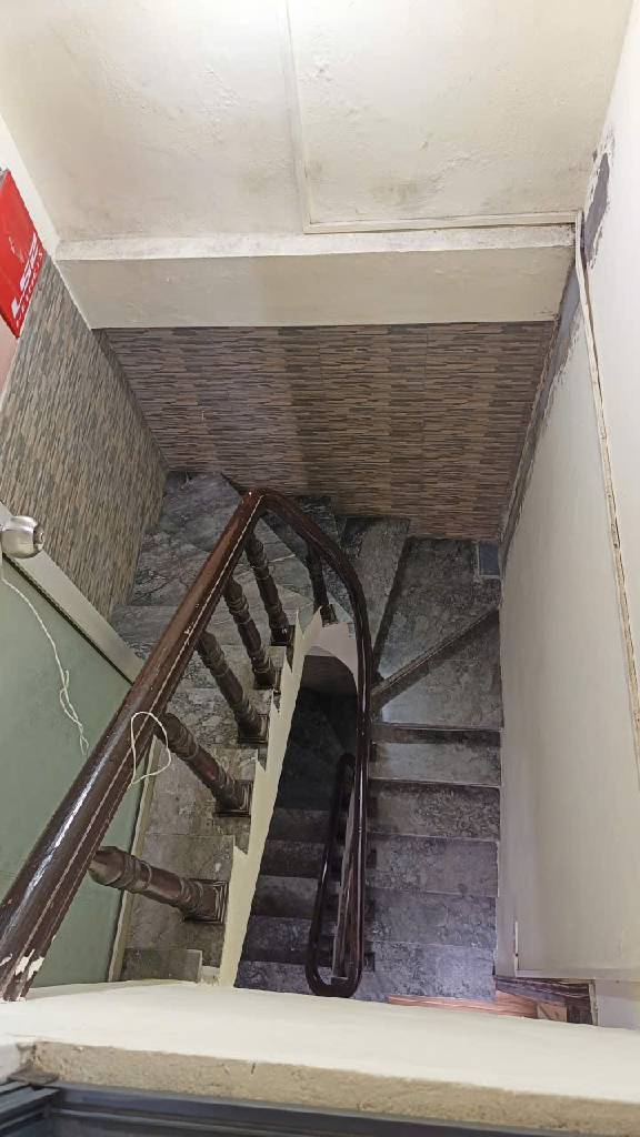 Bán nhà Ngõ Văn Hương - diện tích 34.1m2 4 tầng - Nhà đẹp hiếm có - giá 6,8 tỷ