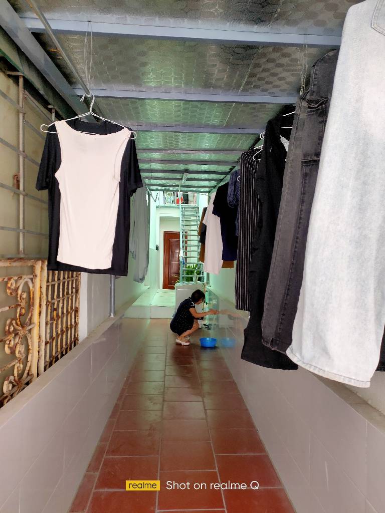 Bán nhà Đê La Thành - diện tích 51m2 5 tầng - 8 phòng cho thuê - giá 13,2 tỷ