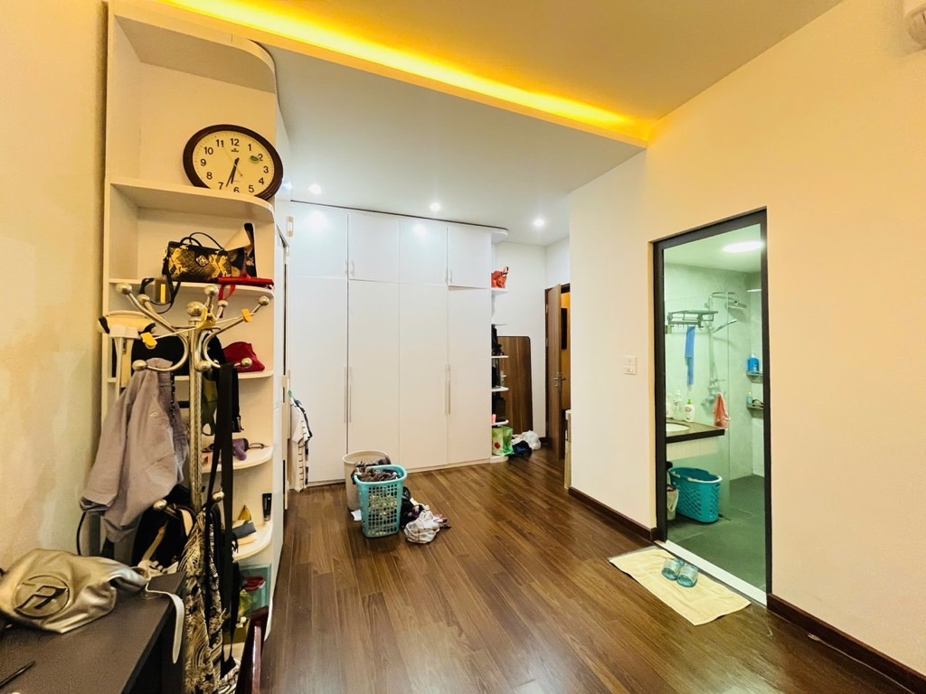 Bán nhà Trung Liệt - diện tích 66m2 3 tầng - ô tô đỗ cửa - giá 19,8 tỷ